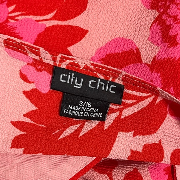 City Chic Trendy Plus Size Mini Scarlet Dress Faux Wrap Dress Floral Womens 16 - Picture 4 of 6